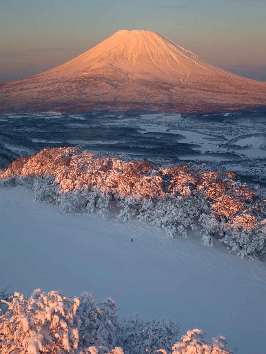 Niseko at golden hour