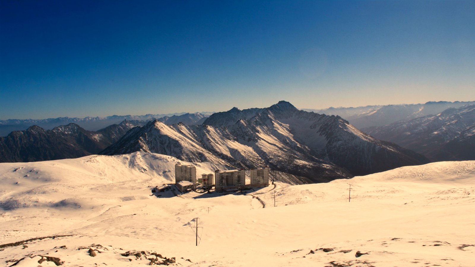 Valle Nevado at golden hour